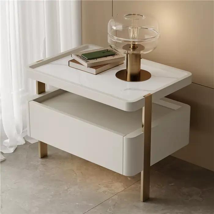 Table de chevet moderne de luxe, tendance, esthétique haut de gamme, unique, style italien, mesitas 