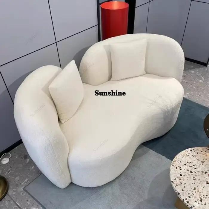 Canapés-lits sectionnels de luxe minimalistes blancs pour adultes, canapés-lits en peluche, coussins