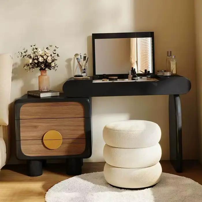 Coiffeuse noire à rabat avec miroir éclairé, tabouret et coiffeuse de vanité en bois pour hôtel