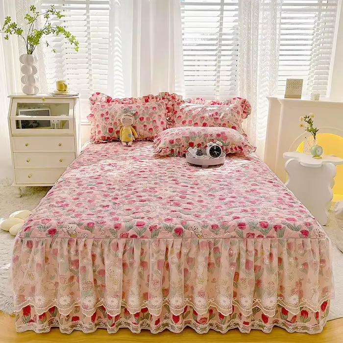 Jupe de lit matelassurera aux quatre coins avec imprimé de fleurs élastiques, matelas optique, drap 