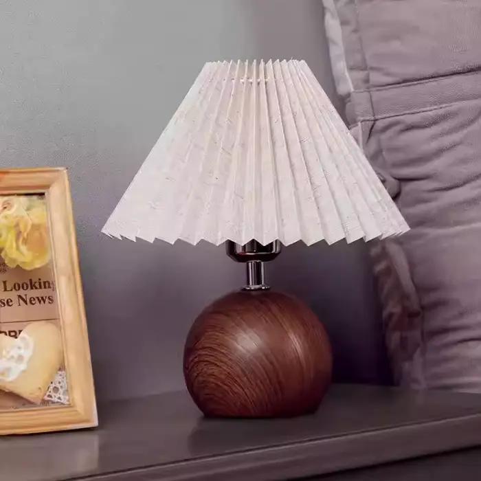 LED lampe de Table de chevet mignon petites lampes plissées pour Table de chevet circulaire en noyer