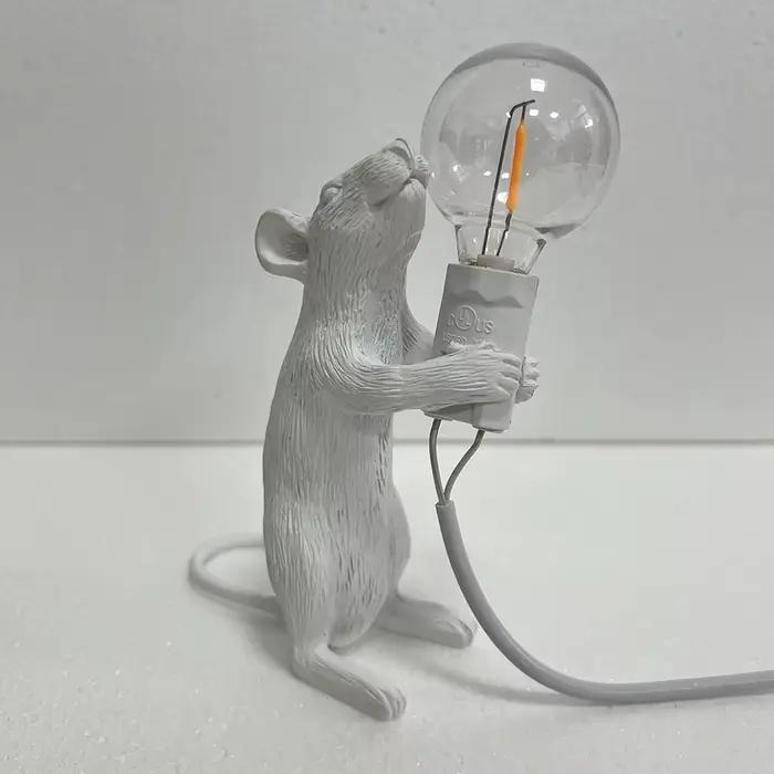 Lampe de Table LED en résine moderne, Design souris chat écureuil, veilleuse de bureau pour la décor