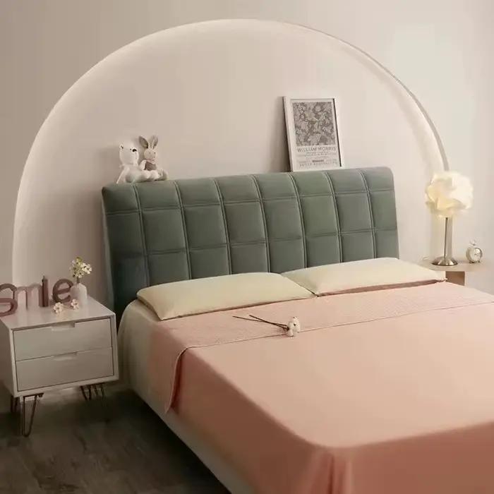 Housse de tête de lit matelassée en velours épais, couleur unie, couverture arrière de lit Queen Siz