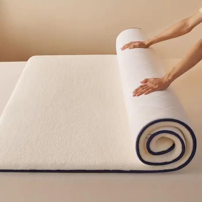 Surmatelas épais et chaud avec housse matelassée et remplissage, prêt pour l'hiver, pour lits simple