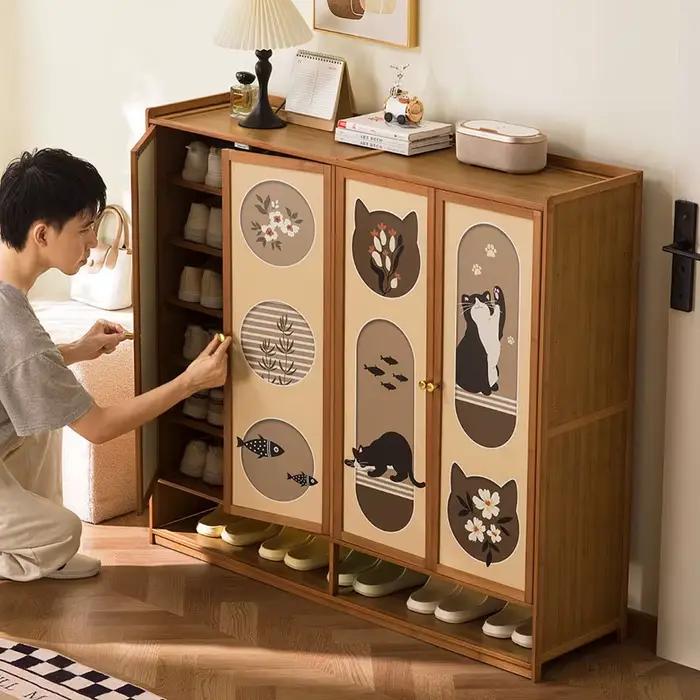 Meuble à chaussures pour l'entrée de la maison