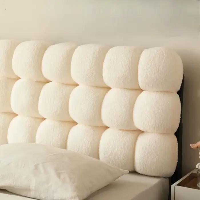 Coussin de dossier de lit en velours doux