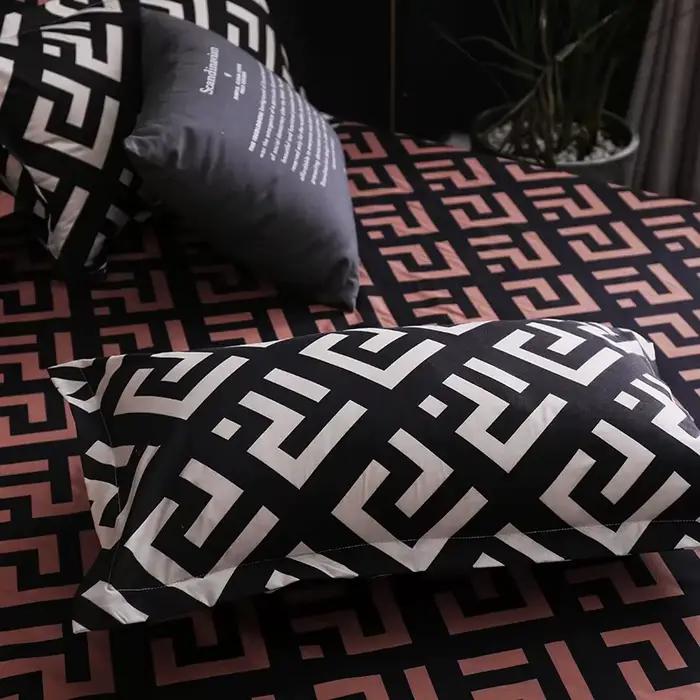 Parure de lit de luxe noire avec taie d'oreiller