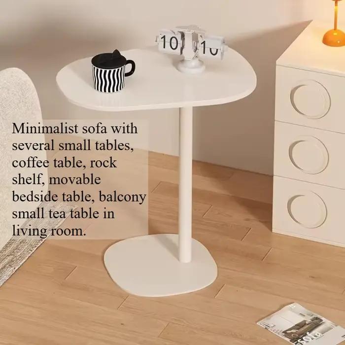 Table d'appoint nordique pour café