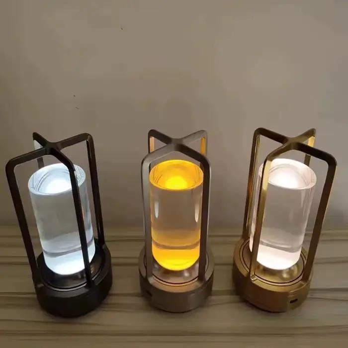 Lampe de chevet en plastique avec éclairage LED tactile