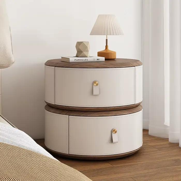 Tables de chevet rondes en cuir italien