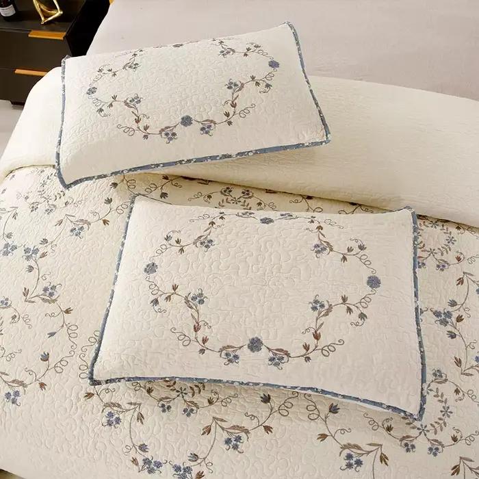 Ensemble de couette en coton brodé