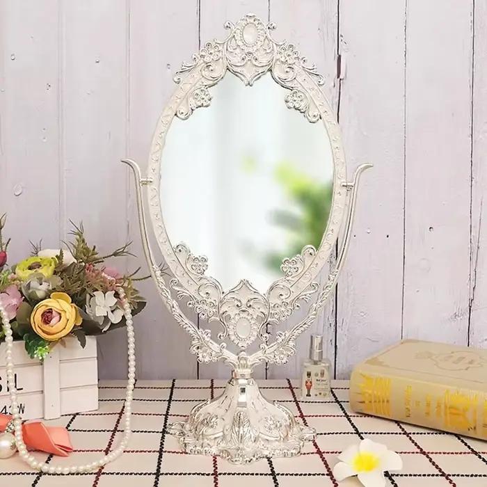 Vanité coiffeuse miroir Design créatif luxe mode filles debout minimaliste