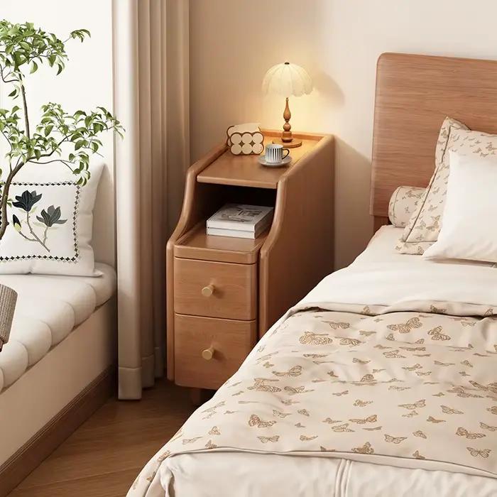 Petite armoire de chevet simple et étroite pour chambre à coucher