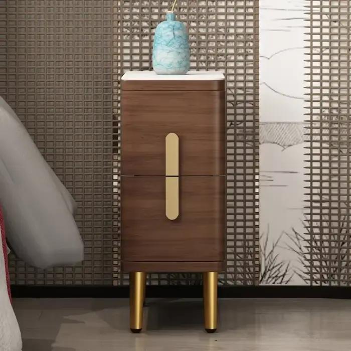 Mini table de chevet mobile