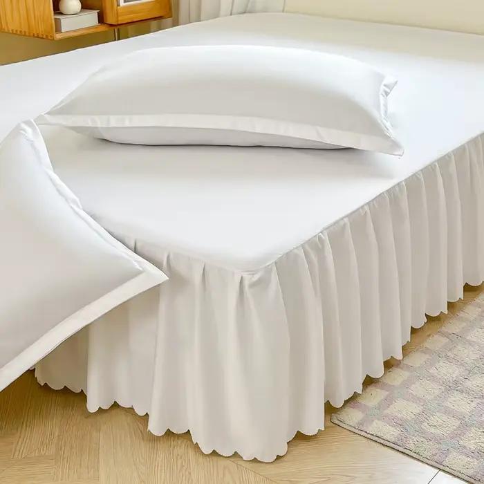 Jupe de lit à volants blanc et noir