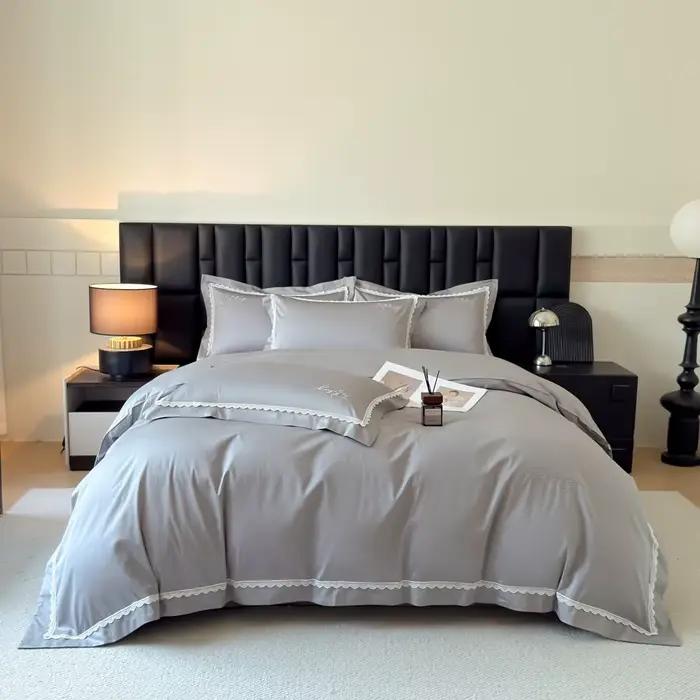 Parure de lit de luxe européenne 100 % coton, broderie lettre, pour lit Queen et King, housse de couette en satin lisse, drap et taies d'oreiller