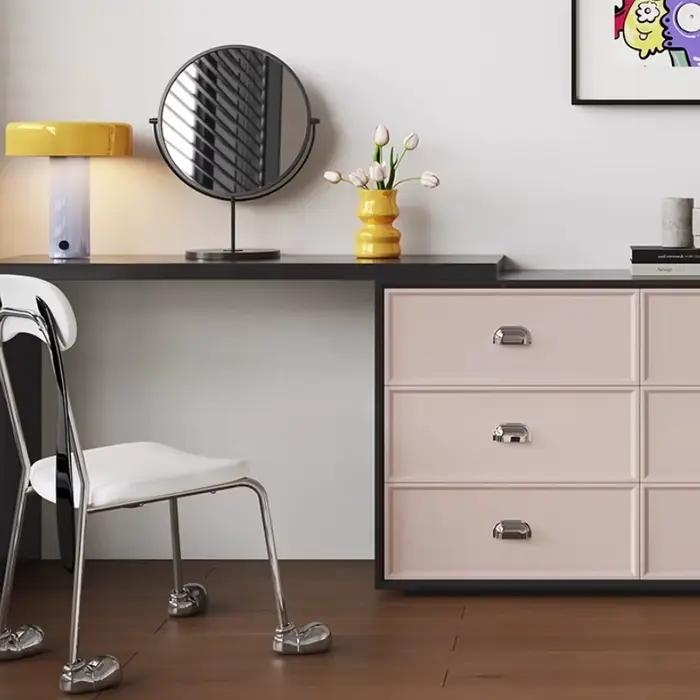 Coiffeuse moderne multifonctionnelle