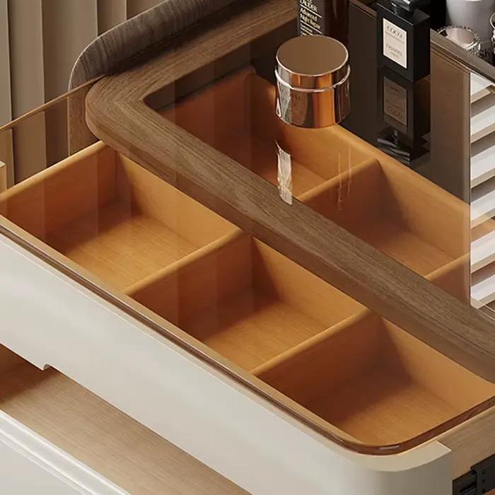 Petites commodes avec tiroirs