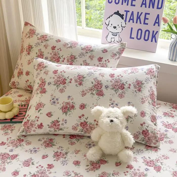 Ensemble de draps de lit à fleurs