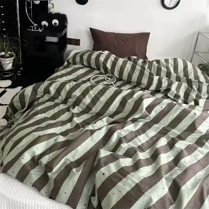 Parure de lit rayée pour garçons et filles