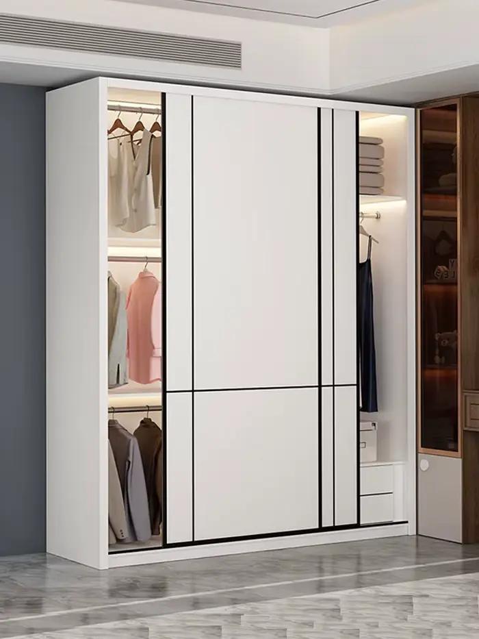 Armoire à une porte au dessus de la porte coulissante