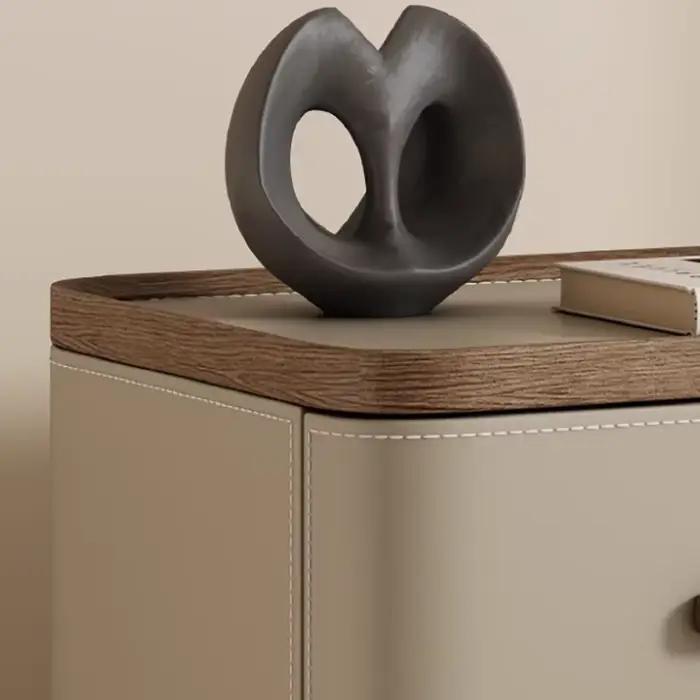 Table De Chevet peu encombrante