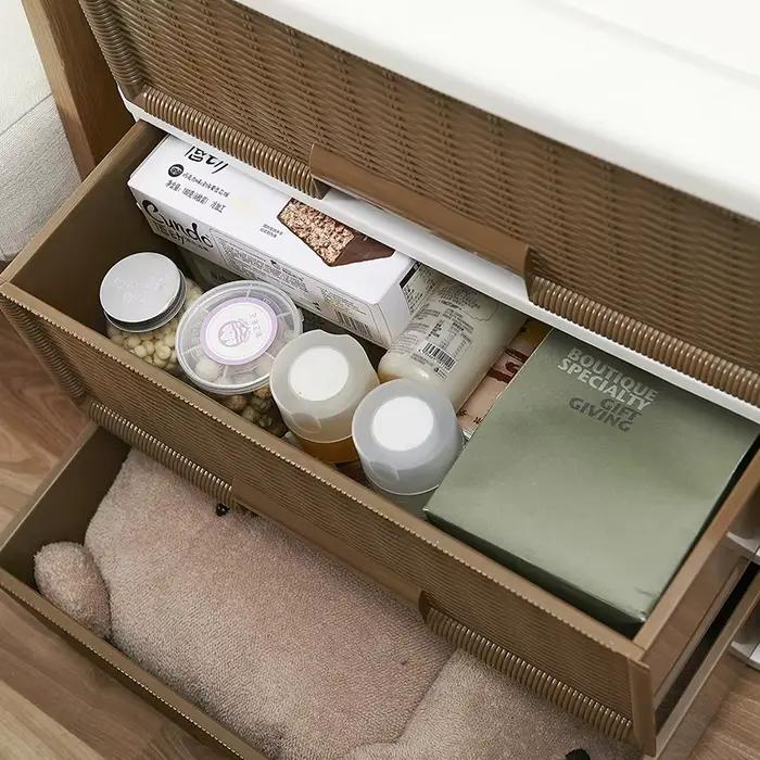Armoire de rangement en rotin tissé