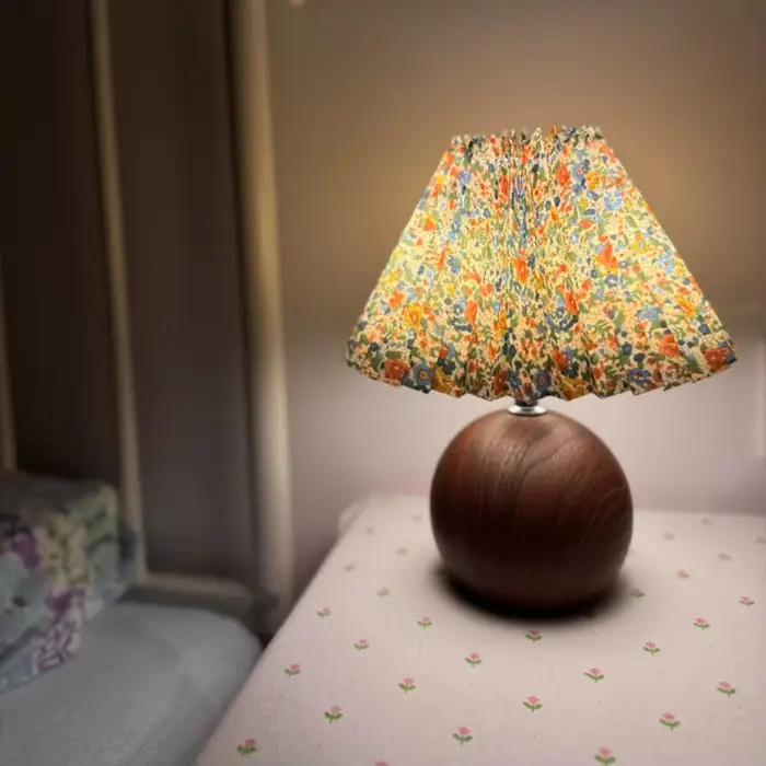 LED lampe de Table de chevet mignon petites lampes plissées