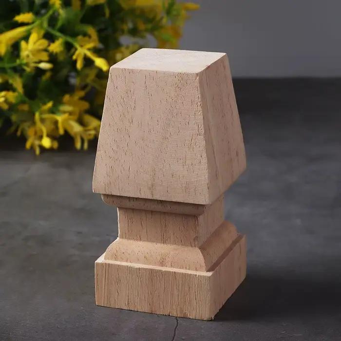 Pieds de meuble en bois naturel