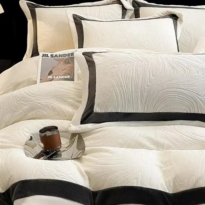 Ensemble de literie en velours de lait sculpté de luxe léger