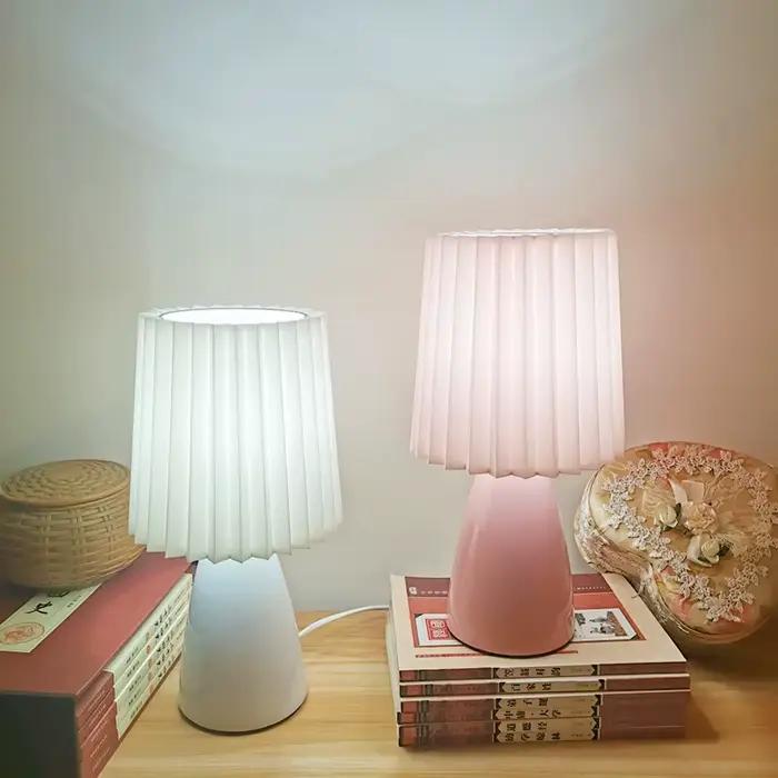 Lampe contemporaine en céramique pour chambre à coucher