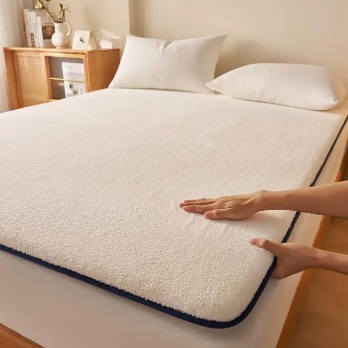 Surmatelas épais et chaud avec housse matelassée et remplissage