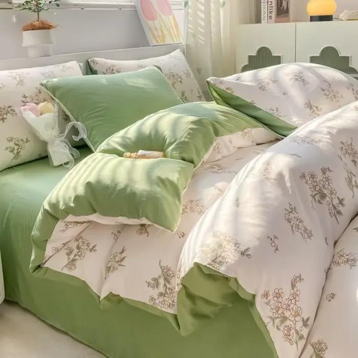 Parure de lit en coton lavé à motif floral
