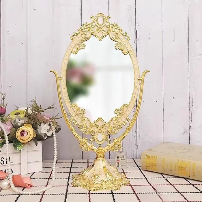 Vanité coiffeuse miroir Design créatif luxe mode filles debout minimaliste
