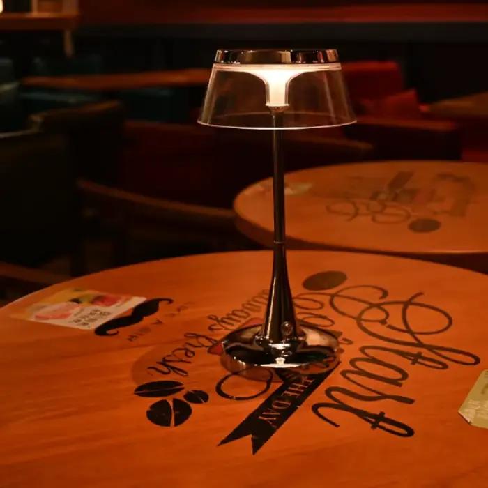 Lampe de Table en verre créative nordique interrupteur tactile veilleuse barre chambre lampe de chevet type-c lampe de charge salle à manger lampes de bureau