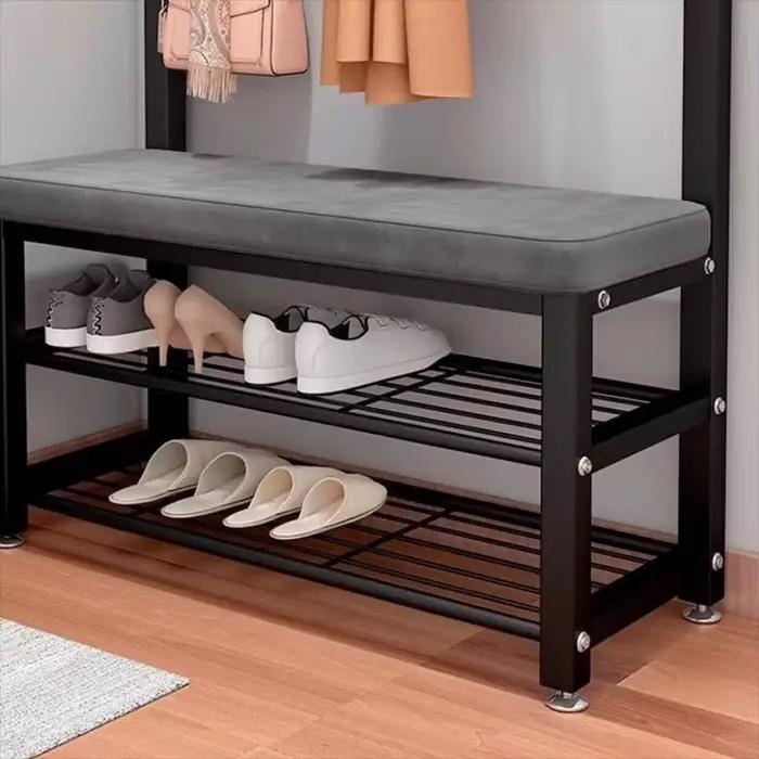 Porte-vêtements d'entrée peu encombrant