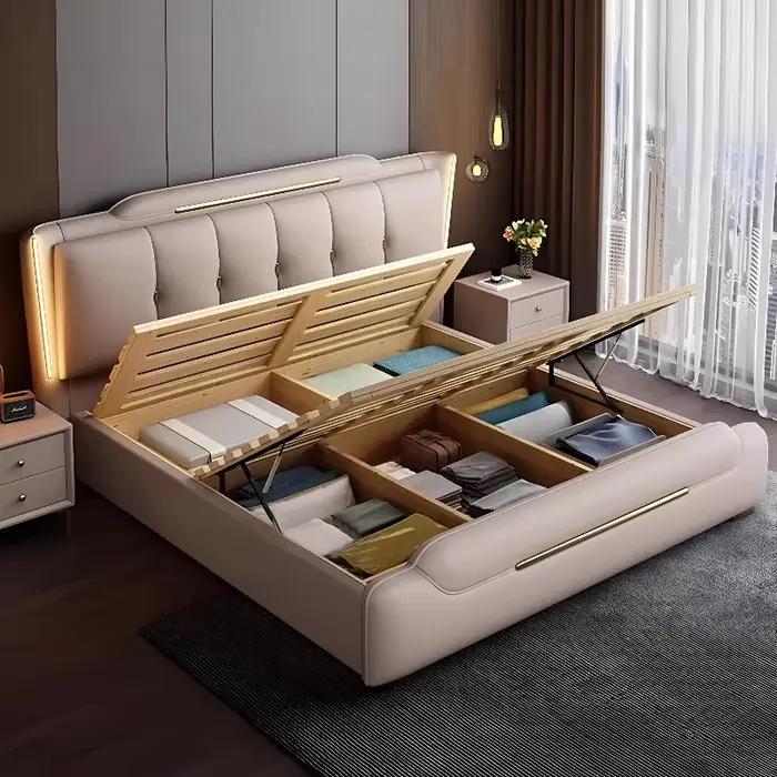 Lit double rembourré, table de chevet moderne