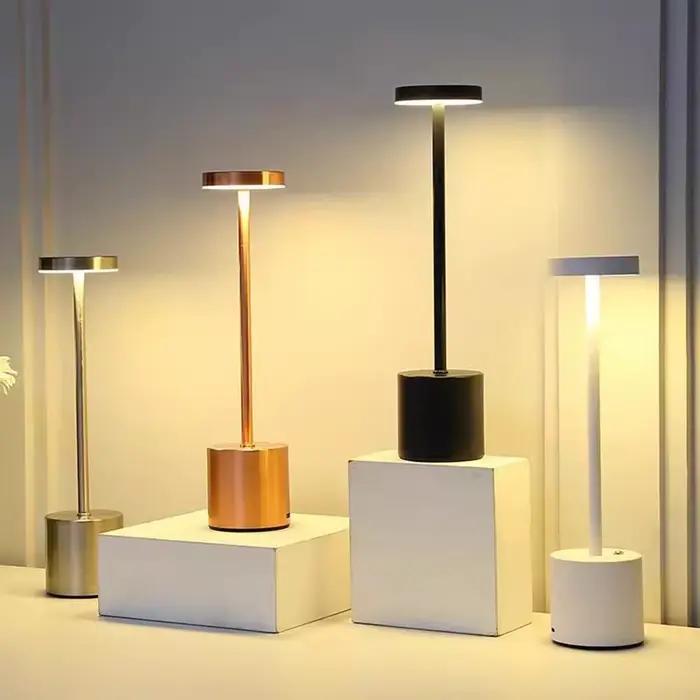 Lampes de Table tactiles LED sans fil portables lampe de bureau Rechargeable 3 couleurs réglable chevet lumière ambiante créative pour la décoration de la pièce