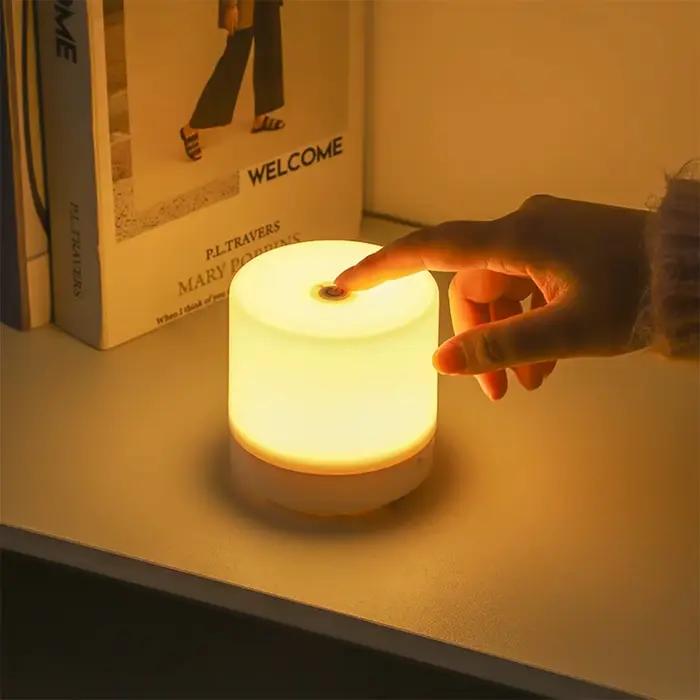 Petite lampe de chevet tactile avec chargement USB