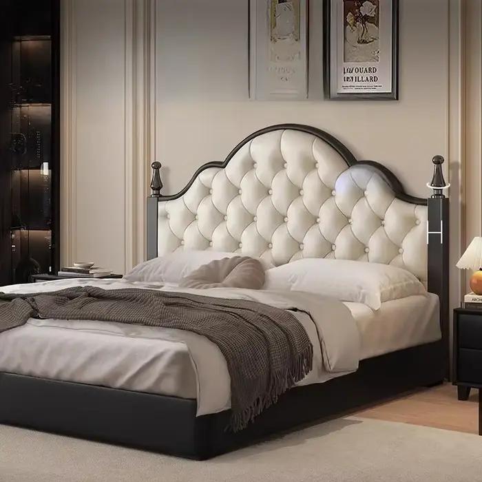 Lit vintage Corium blanc en bois