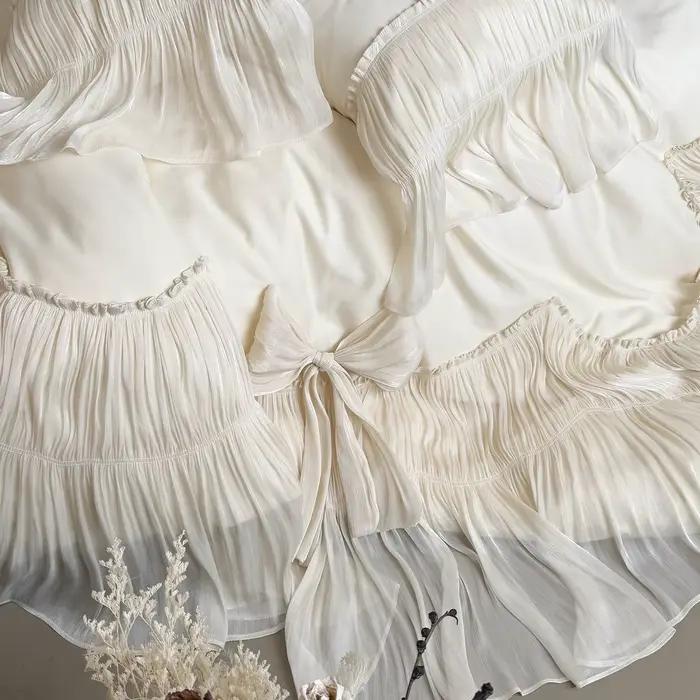 Parure de lit romantique en dentelle française