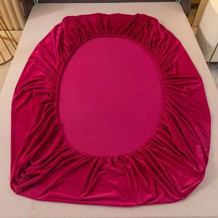Drap-housse en velours doux avec bandes élastiques