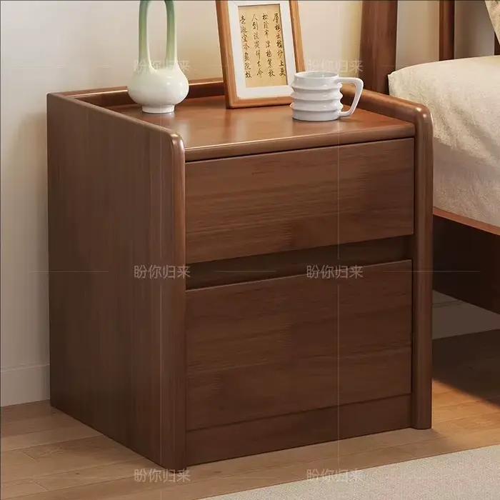 Table de chevet minimaliste sécurisée avec tiroirs