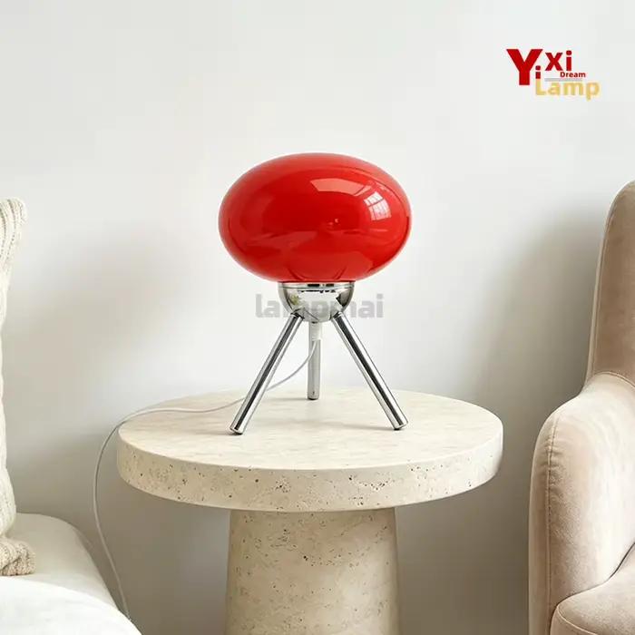Lampe de table ovale en verre de Murano sur trépied, lampe de chevet rétro du milieu du siècle pour la chambre à coucher, le dortoir et la salle d'étude, lumière décorative