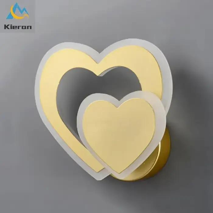 Applique murale LED moderne en forme de cœur, luminaire décoratif d'intérieur, idéal pour une chambre à coucher, un bureau, un Restaurant, un hôtel, un KTV, une table de chevet ou un salon