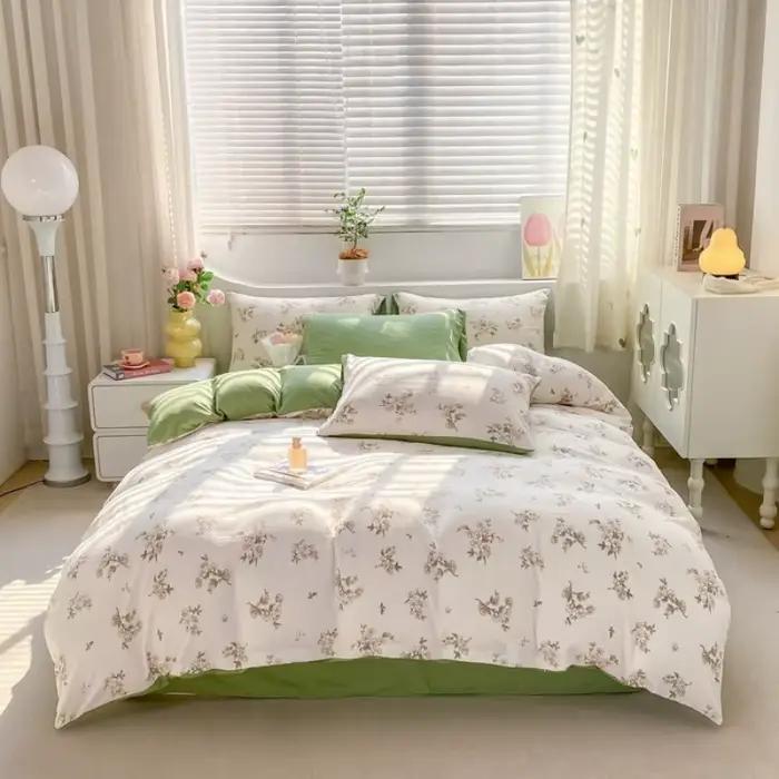 Parure de lit en coton lavé à motif floral