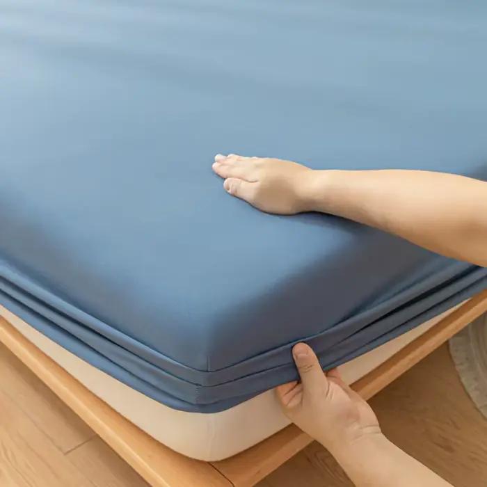 Drap-housse avec bande élastique