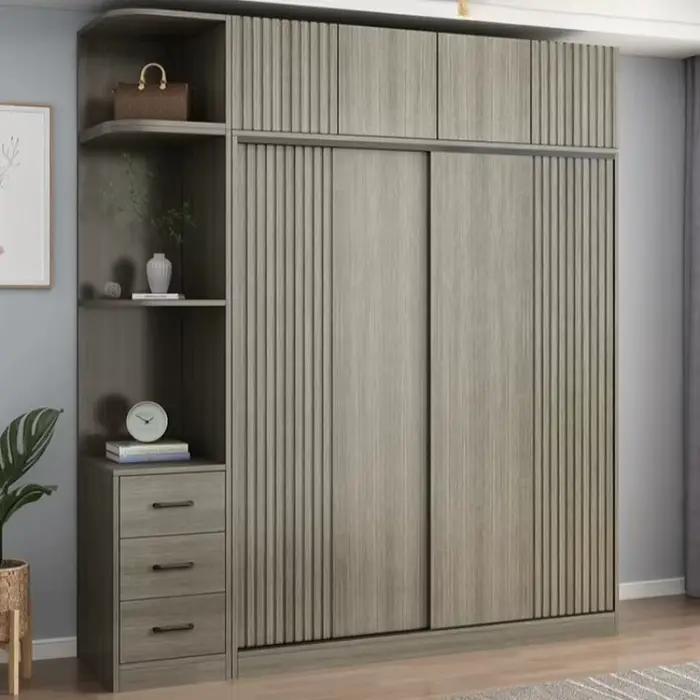 Armoire de chambre à coucher avec système de rangement coulissant